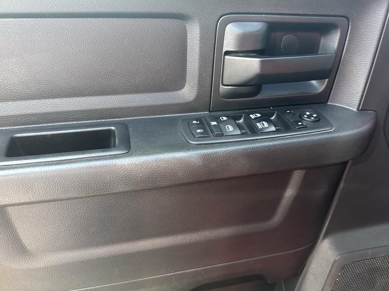 RAM 2500 Tradesman Crew Cab SWB 4WD 2017