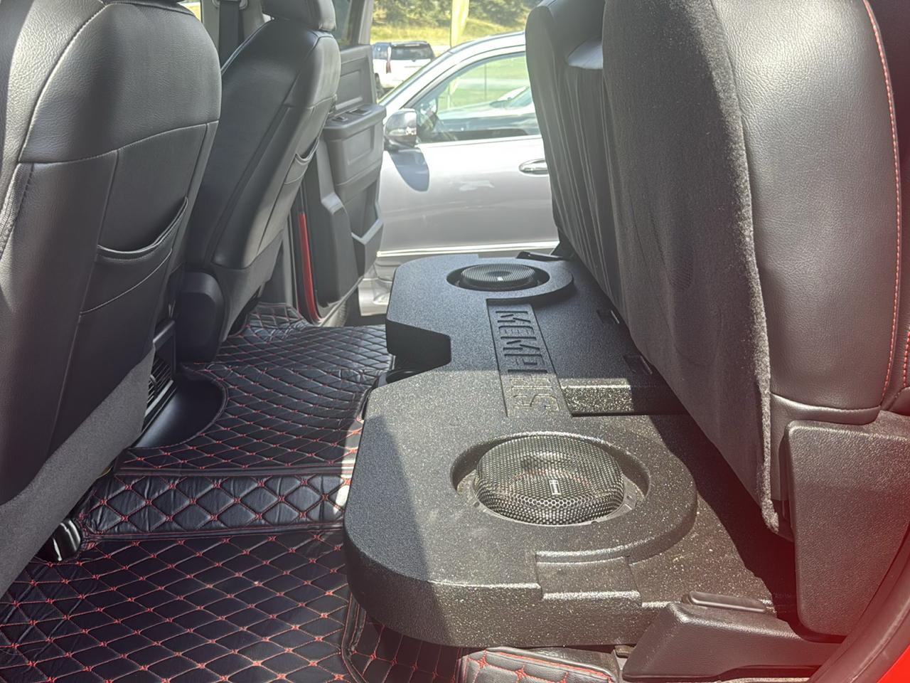 RAM 2500 Tradesman Crew Cab SWB 4WD 2017