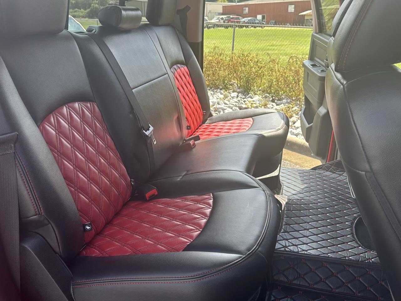 RAM 2500 Tradesman Crew Cab SWB 4WD 2017