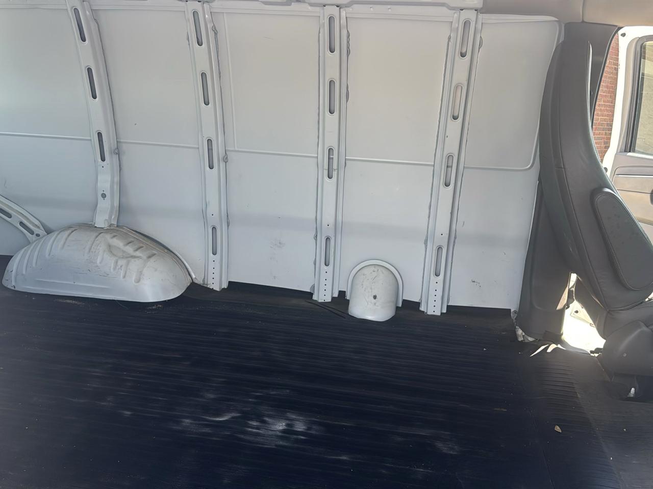 Chevrolet Express 1500 Cargo 2014