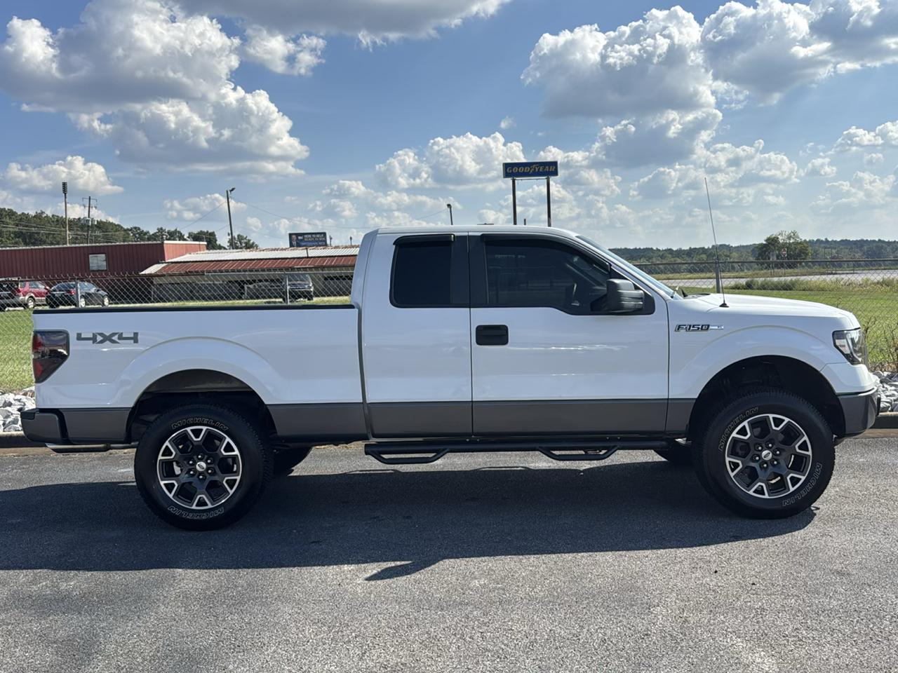 Ford F-150 FX4 SuperCab 6.5-ft. Bed 4WD 2012