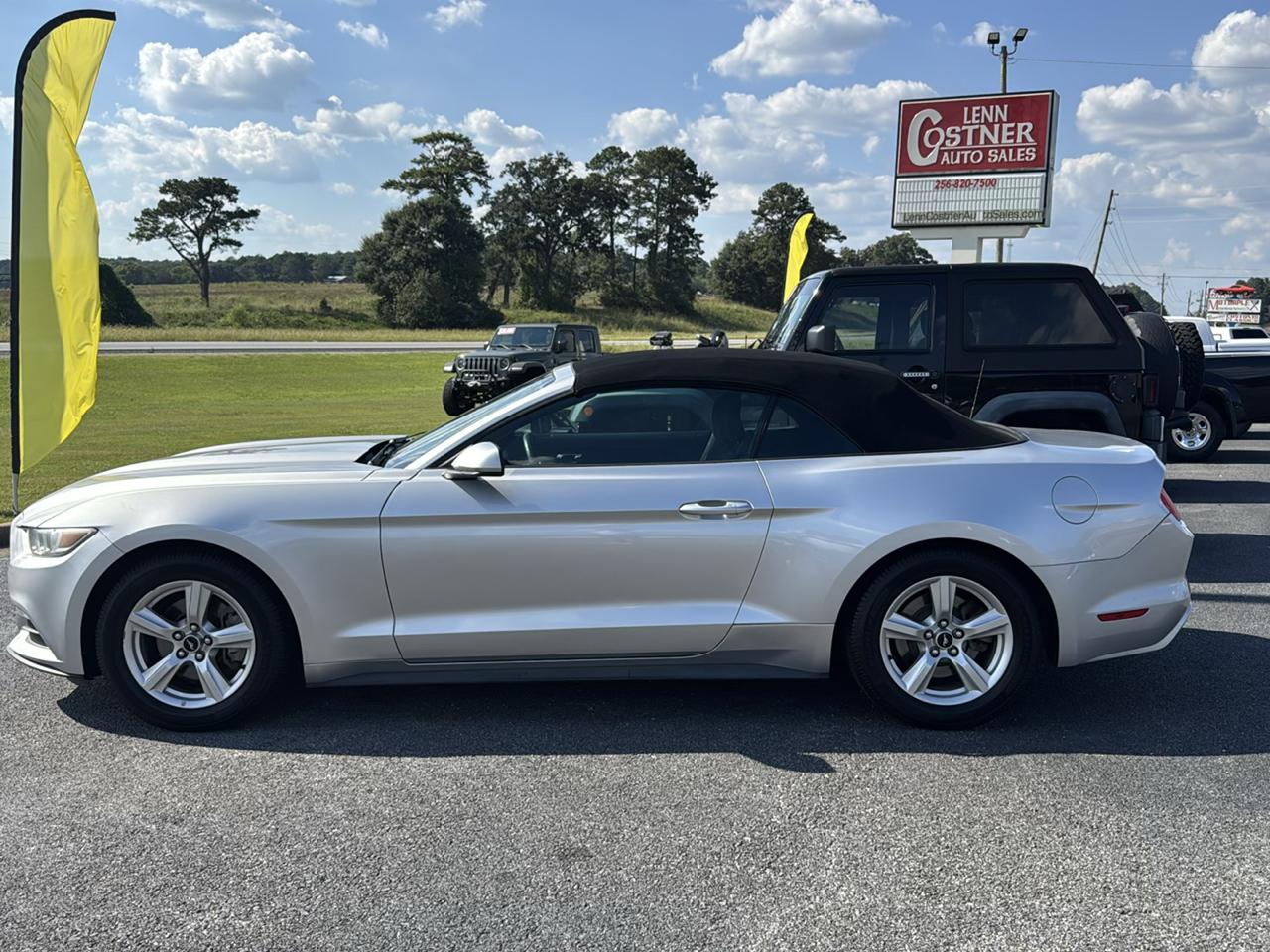 Ford Mustang V6 Convertible 2016