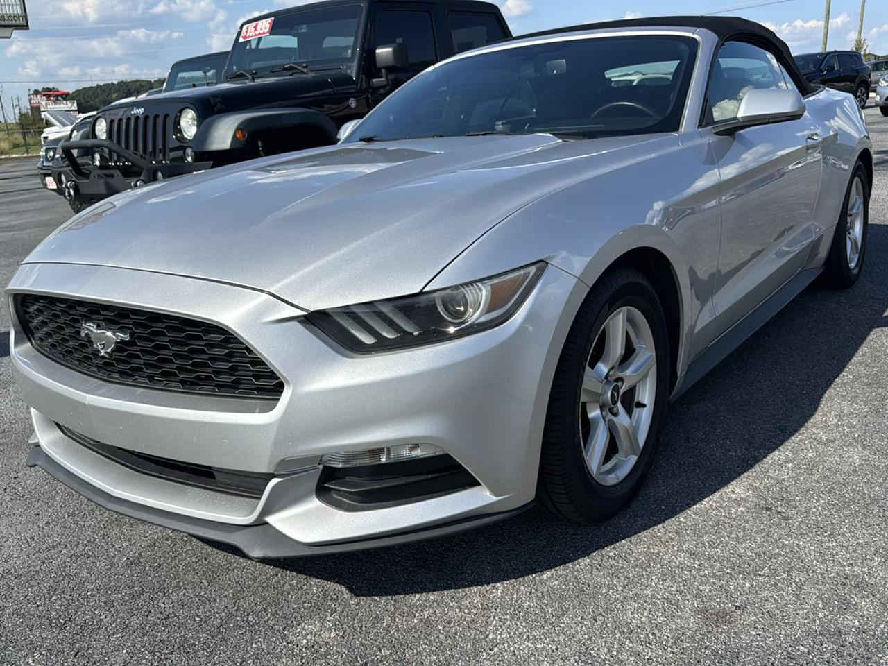 Ford Mustang V6 Convertible 2016