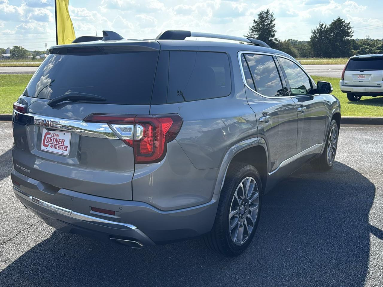 GMC Acadia Denali 2021