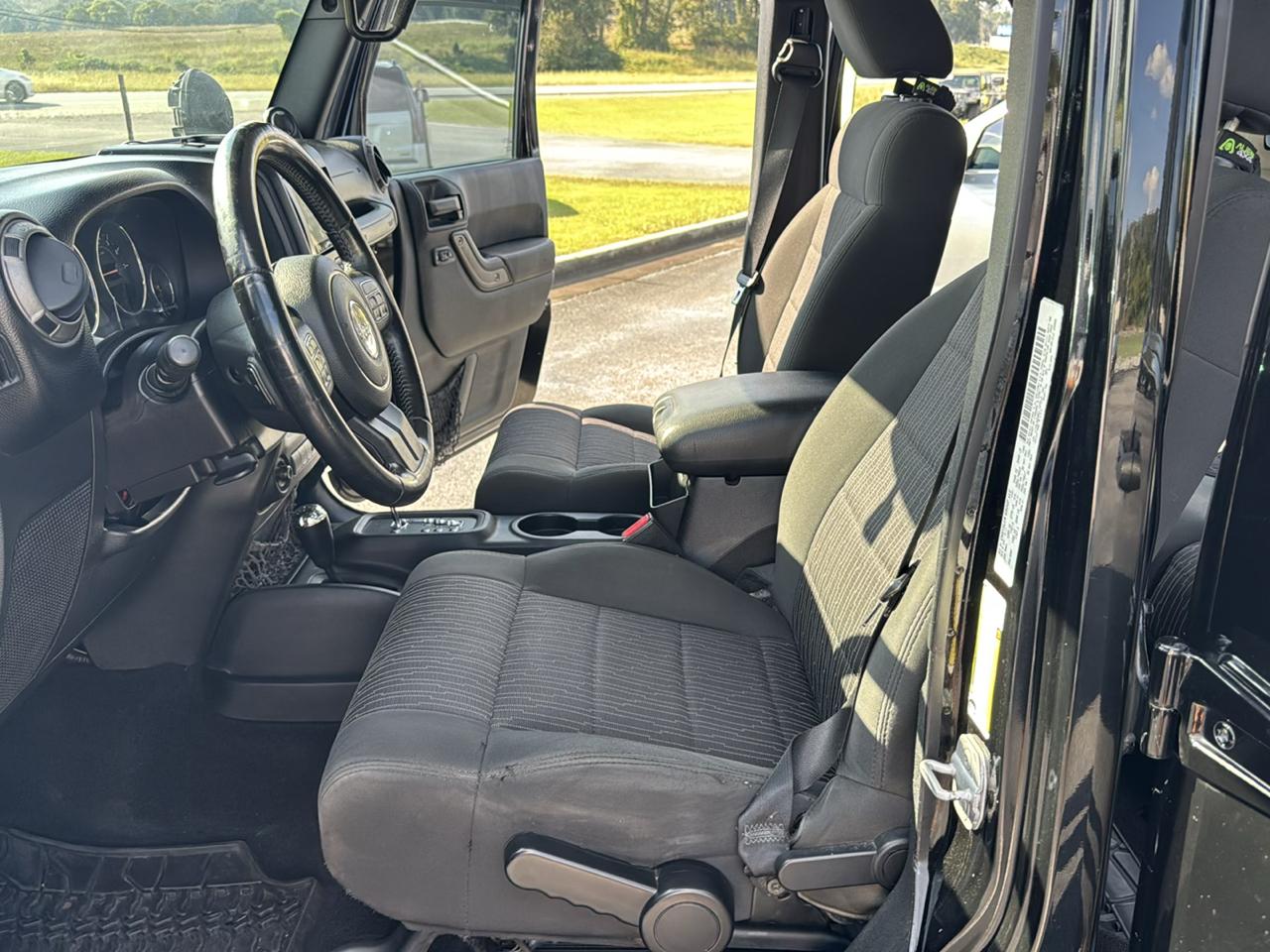 Jeep Wrangler Unlimited Sport 4WD 2012