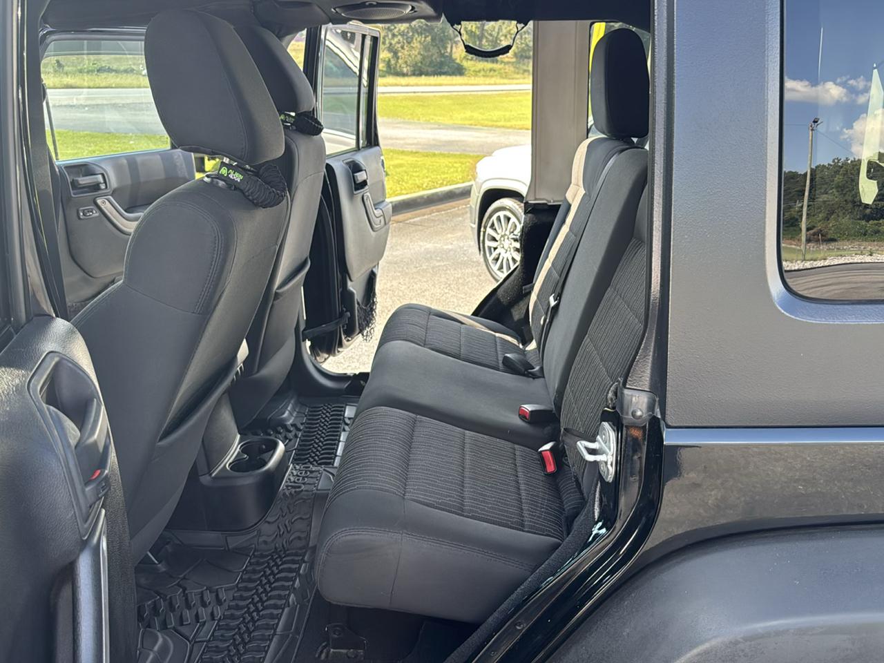 Jeep Wrangler Unlimited Sport 4WD 2012