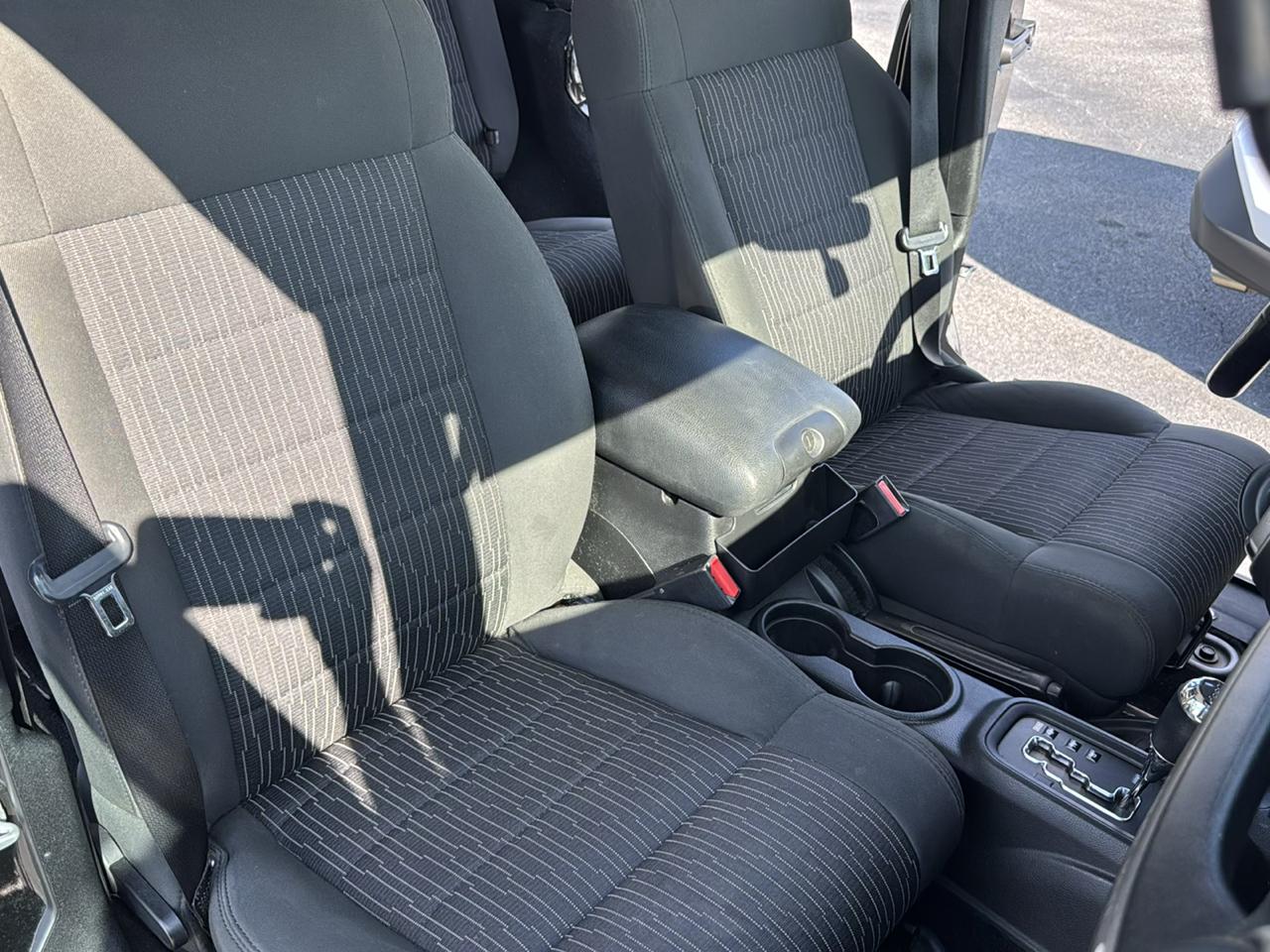 Jeep Wrangler Unlimited Sport 4WD 2012