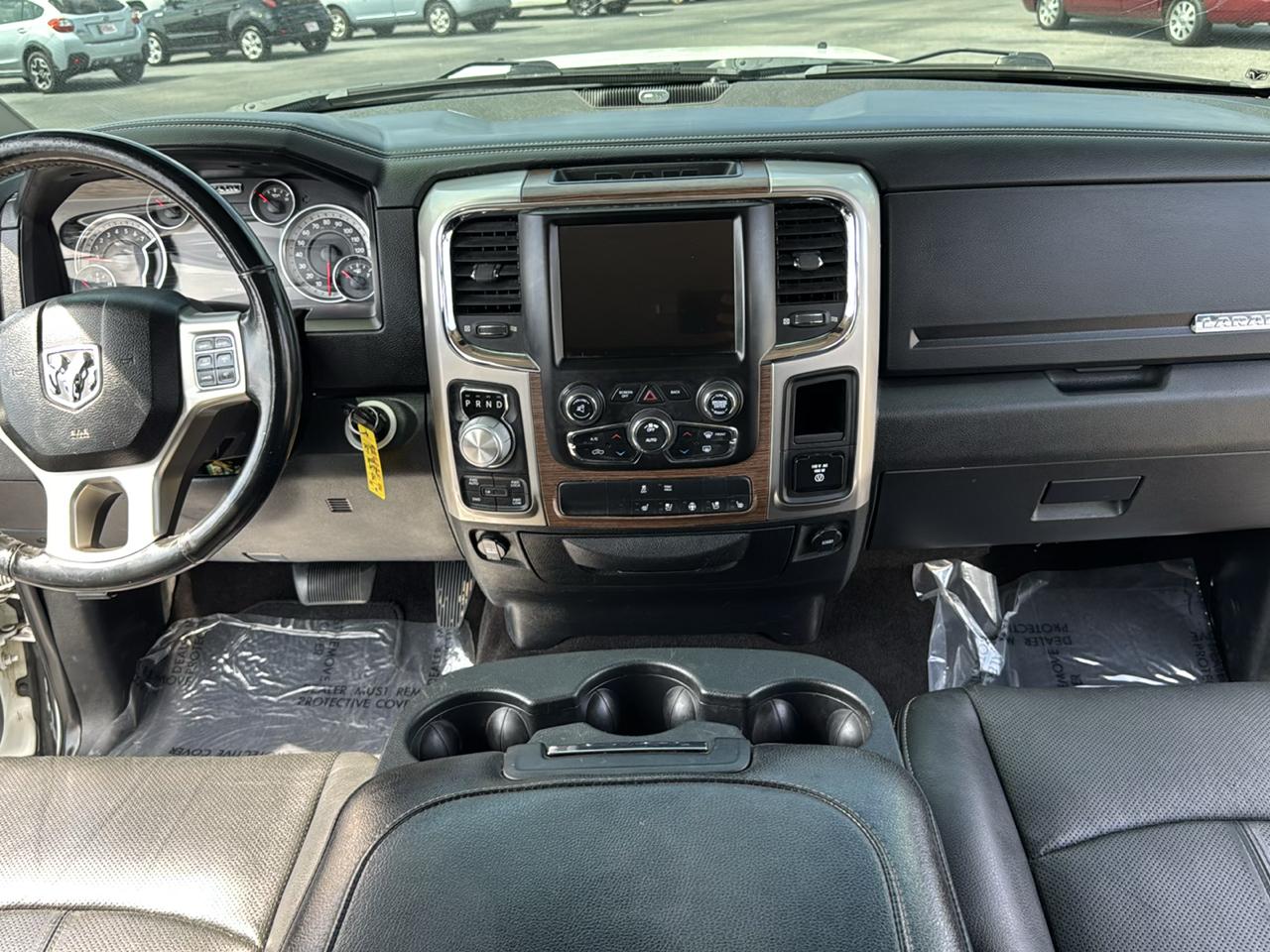 RAM 1500 Laramie Crew Cab SWB 4WD 2018