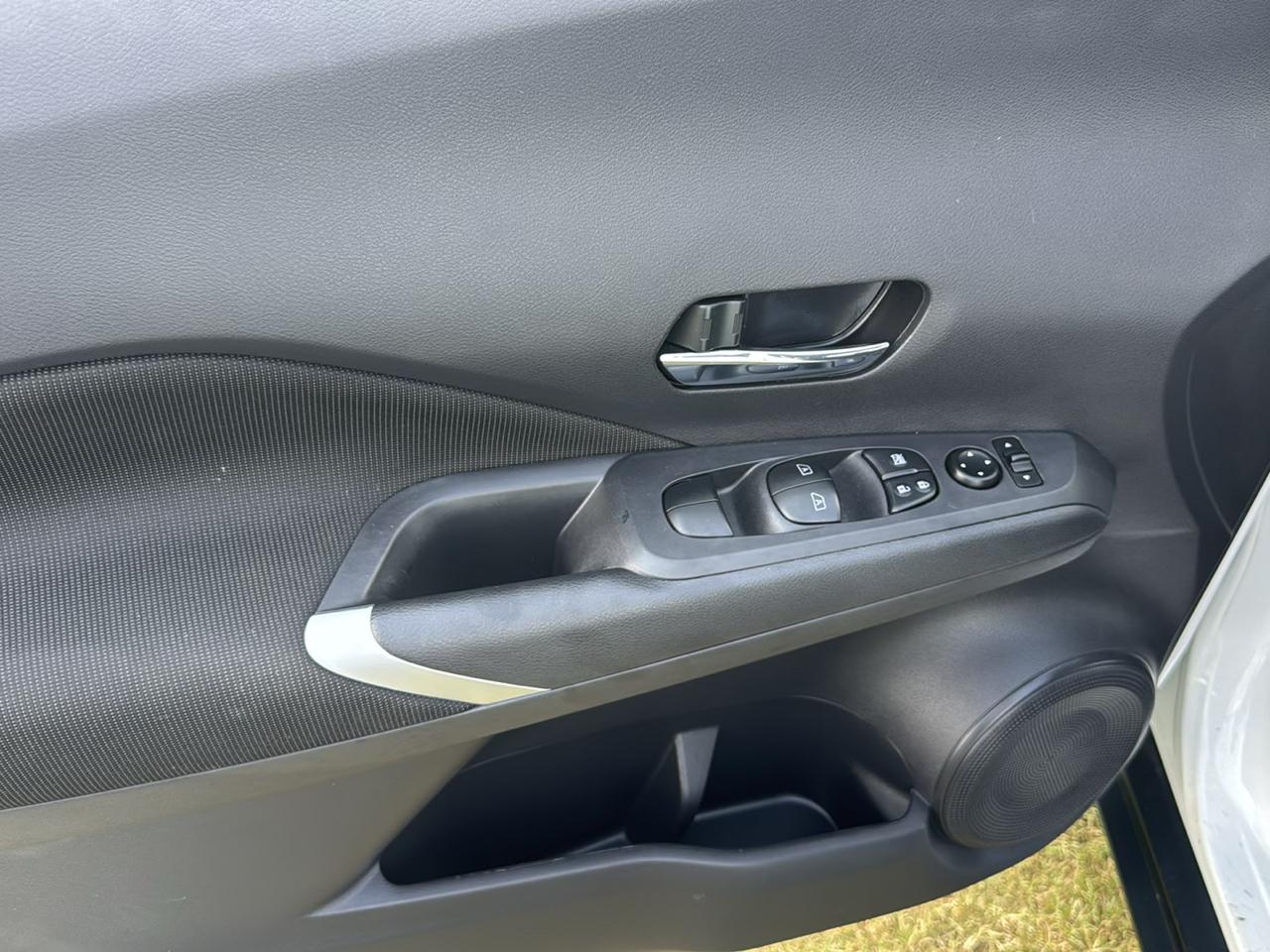 Nissan Kicks SV 2024