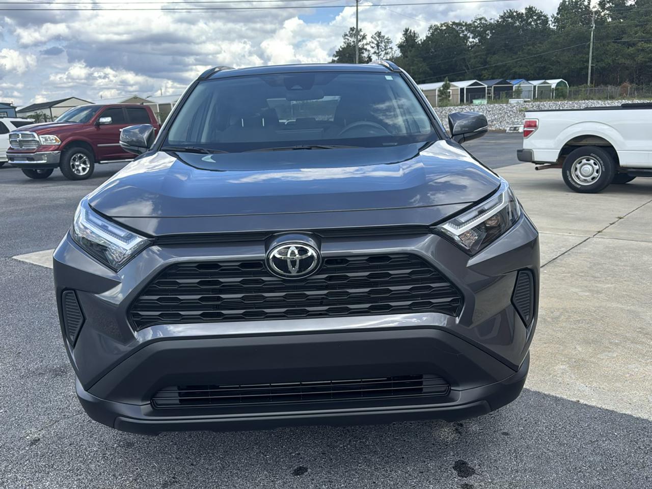 Toyota RAV4 XLE 2025