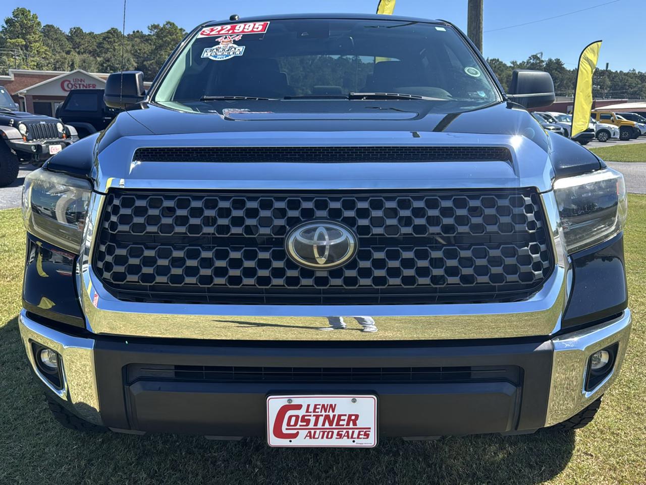 Toyota Tundra SR5 5.7L V8 CrewMax 4WD 2019