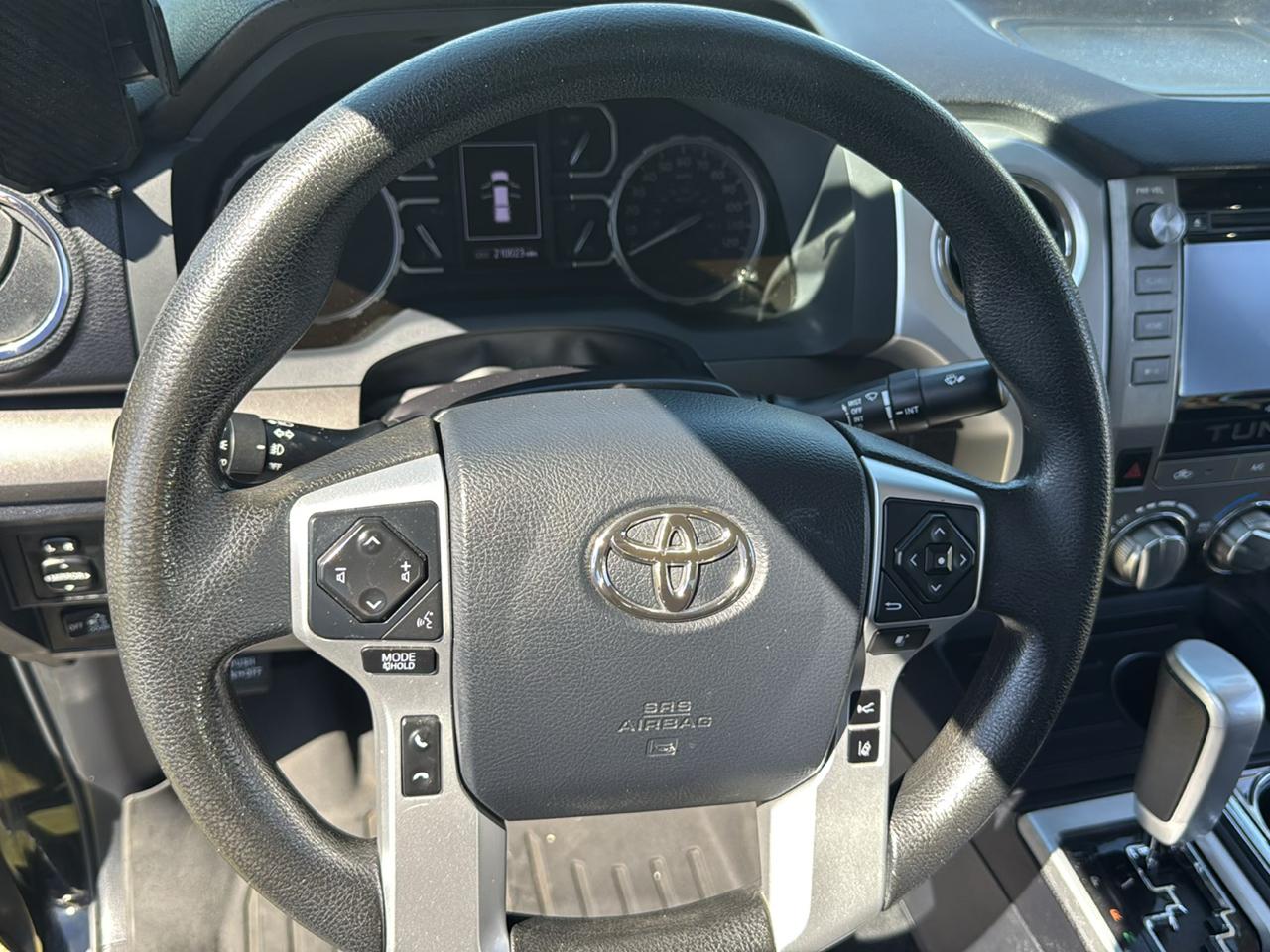 Toyota Tundra SR5 5.7L V8 CrewMax 4WD 2019