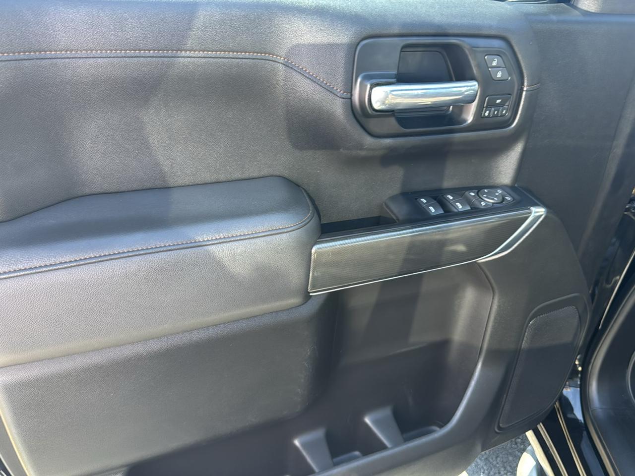 GMC Sierra 1500 AT4 Crew Cab Short Box 4WD 2021