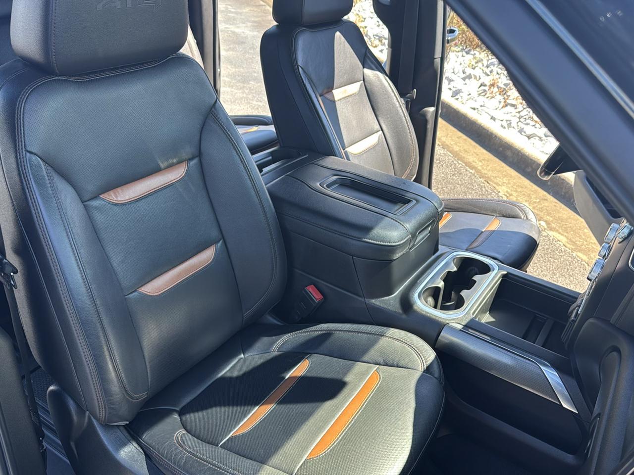 GMC Sierra 1500 AT4 Crew Cab Short Box 4WD 2021