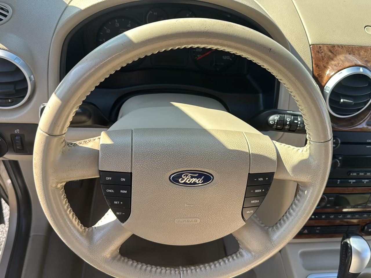 Ford Freestyle SEL FWD 2007