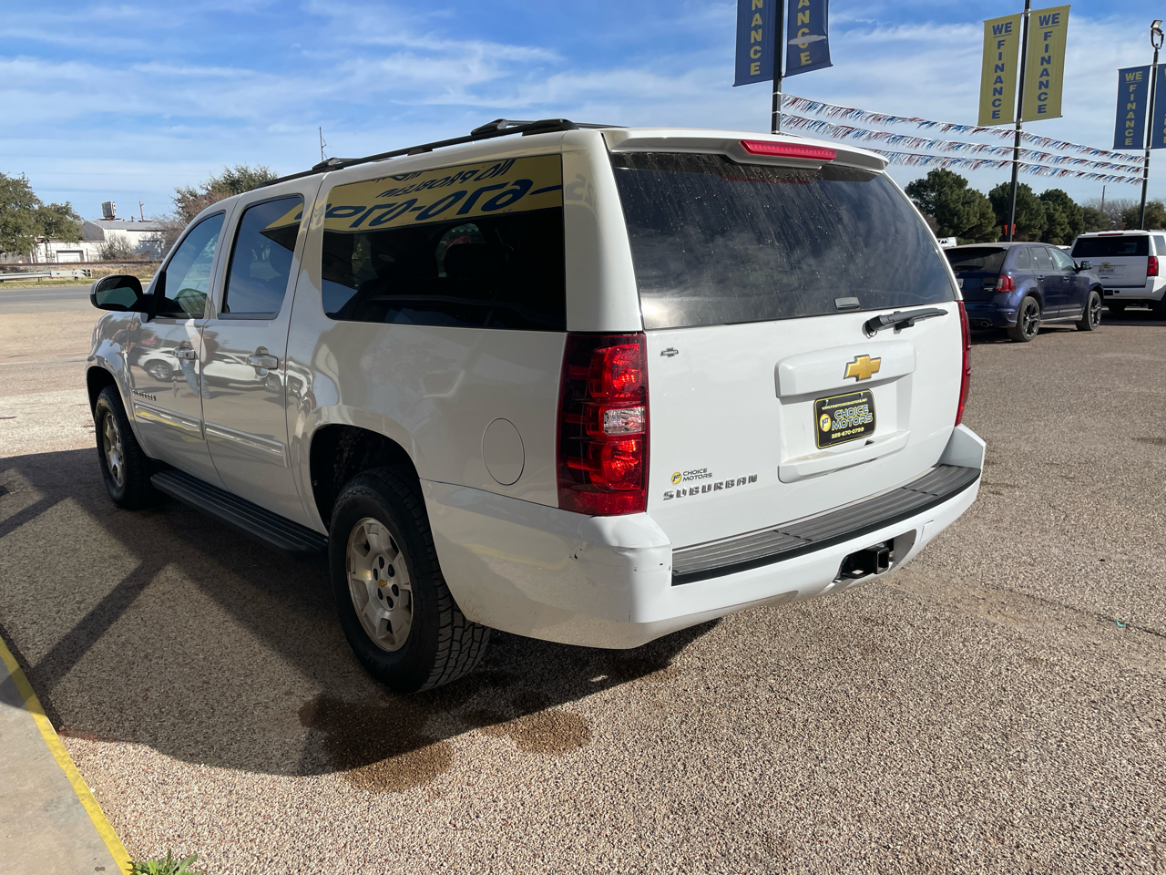 Chevrolet Suburban  2013