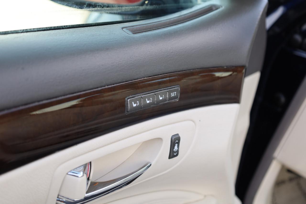 Lexus LS 460 4dr Sdn 2007