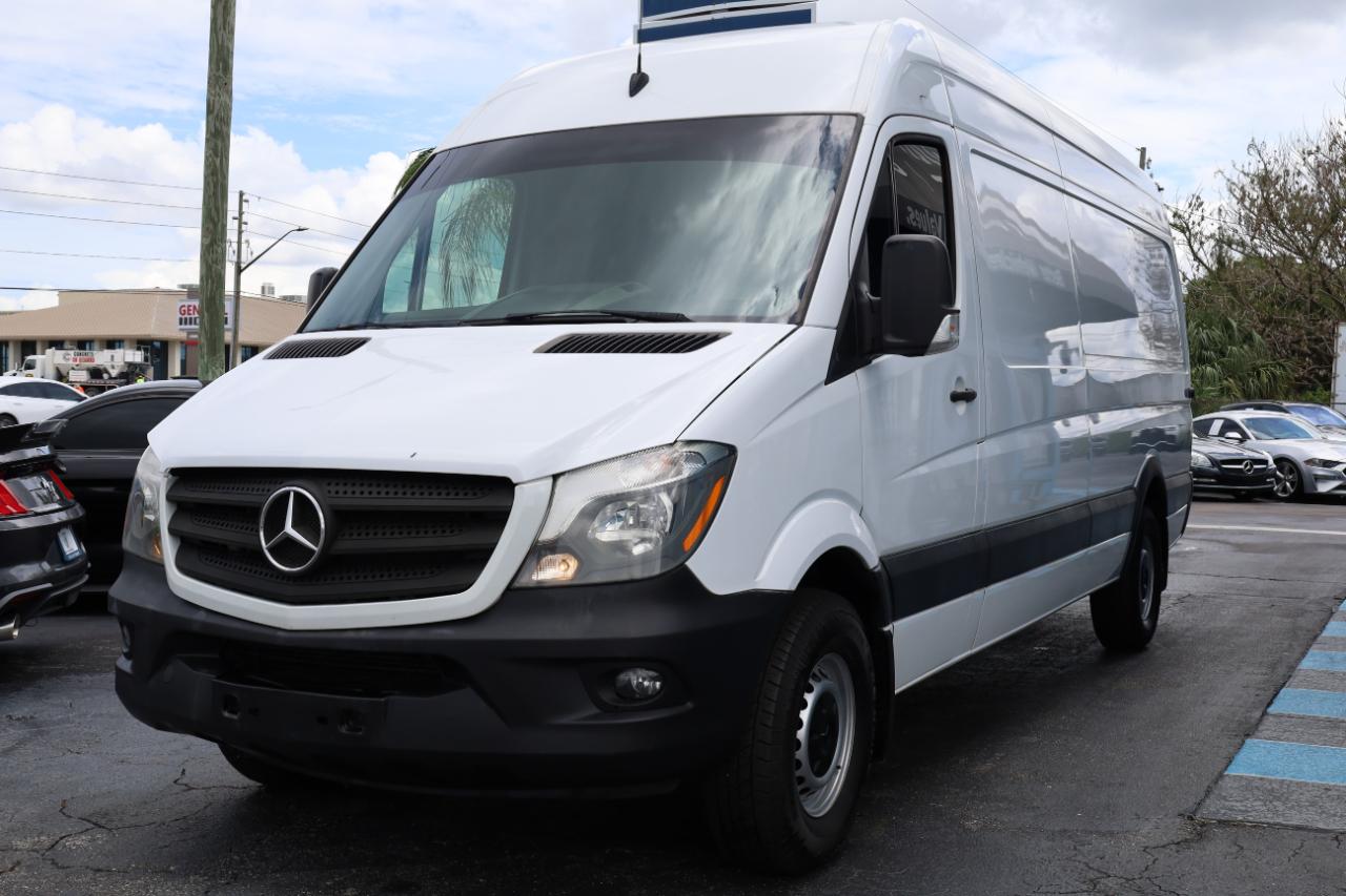 Mercedes-Benz Sprinter Cargo Van 2500 High Roof V6 170" Worker RWD 2017