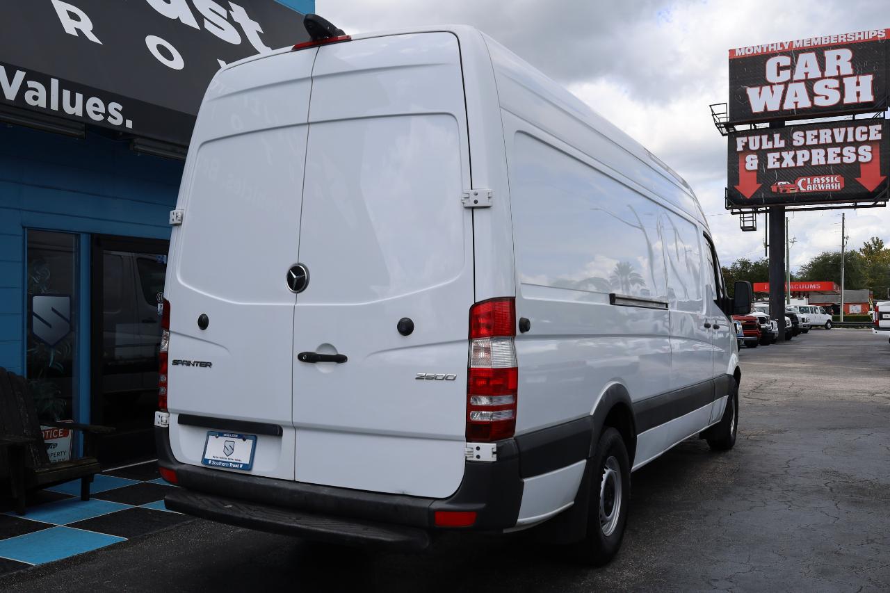 Mercedes-Benz Sprinter Cargo Van 2500 High Roof V6 170" Worker RWD 2017
