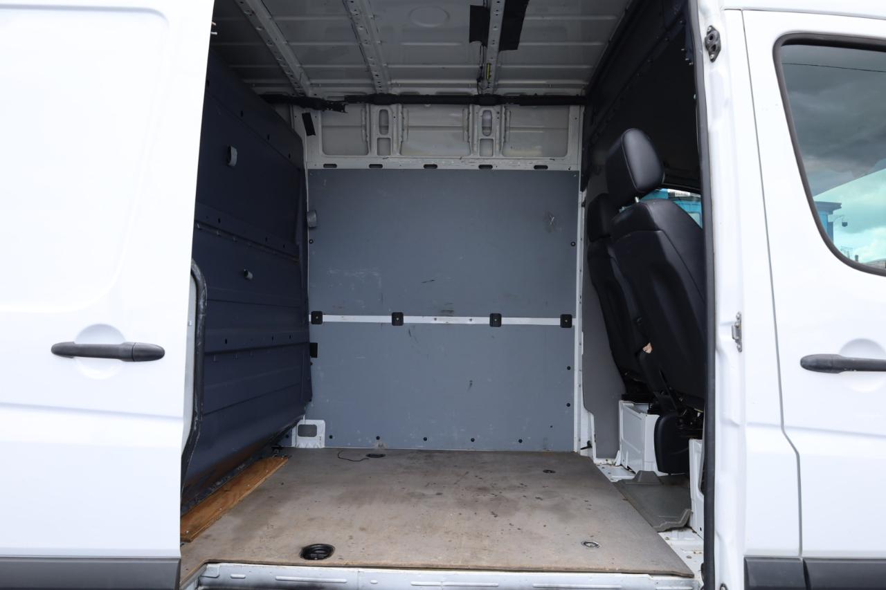Mercedes-Benz Sprinter Cargo Van 2500 High Roof V6 170" Worker RWD 2017