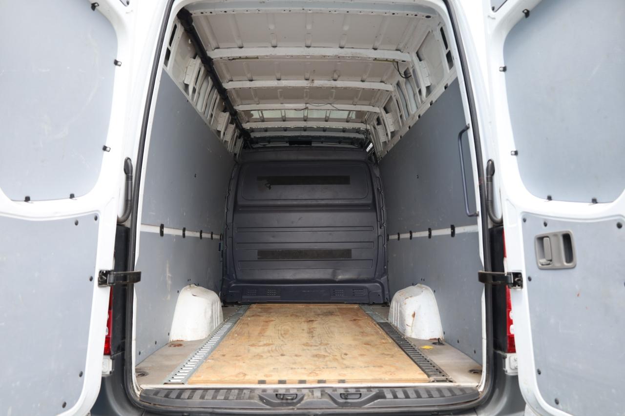 Mercedes-Benz Sprinter Cargo Van 2500 High Roof V6 170" Worker RWD 2017