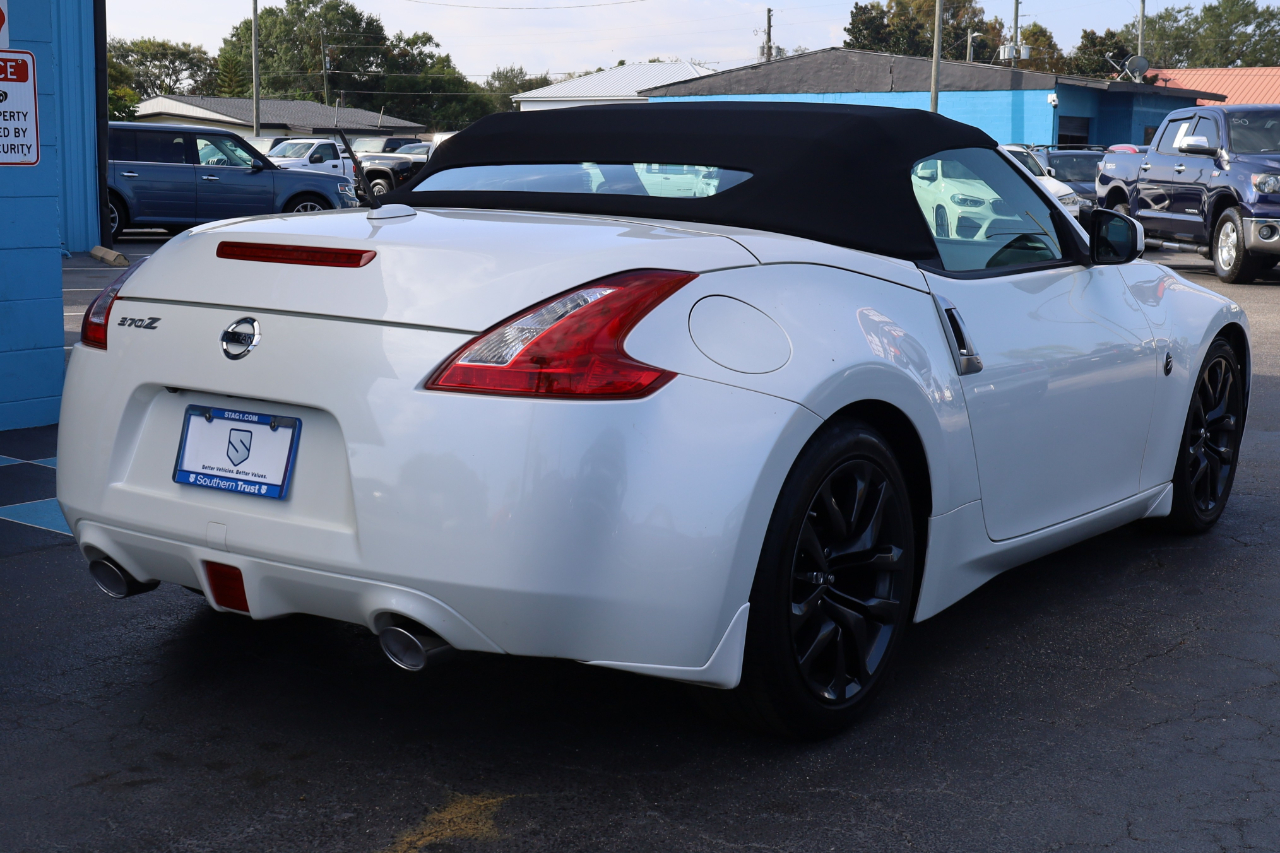 Nissan 370Z Roadster Touring Auto 2017