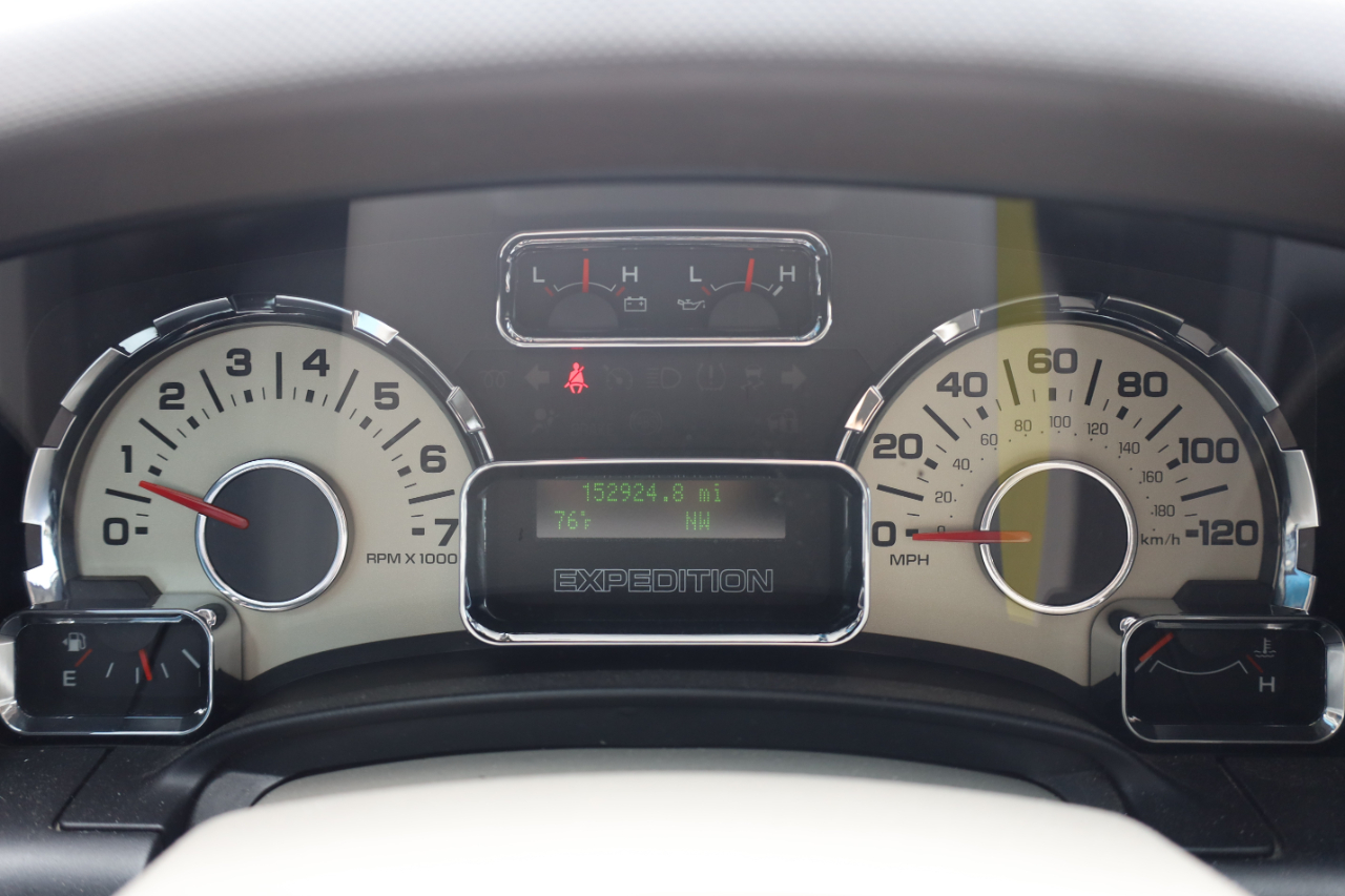 Ford Expedition 2WD 4dr XLT 2011 Ford Expedition 2WD 4dr XLT 2011