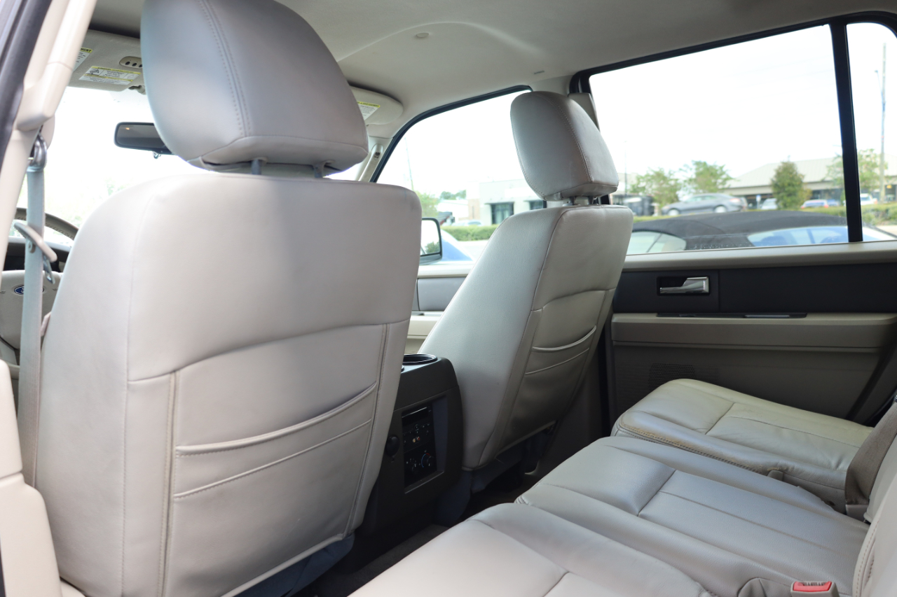 Ford Expedition 2WD 4dr XLT 2011 Ford Expedition 2WD 4dr XLT 2011