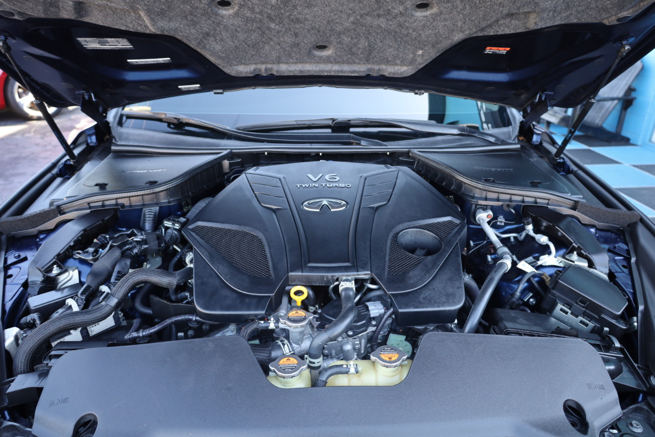 Infiniti Q50 3.0t LUXE RWD 2021