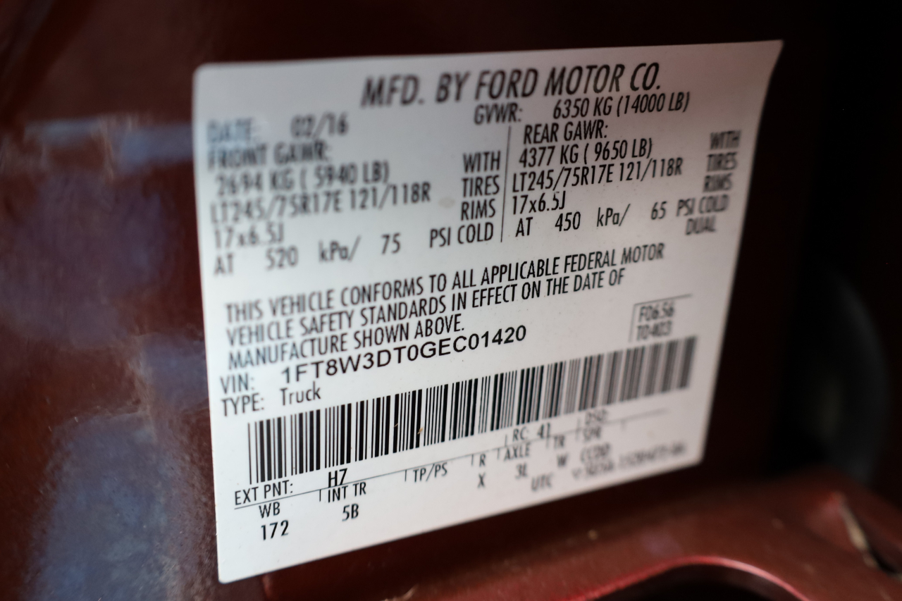 Ford Super Duty F-350 DRW 4WD Crew Cab 172" Lariat 2016