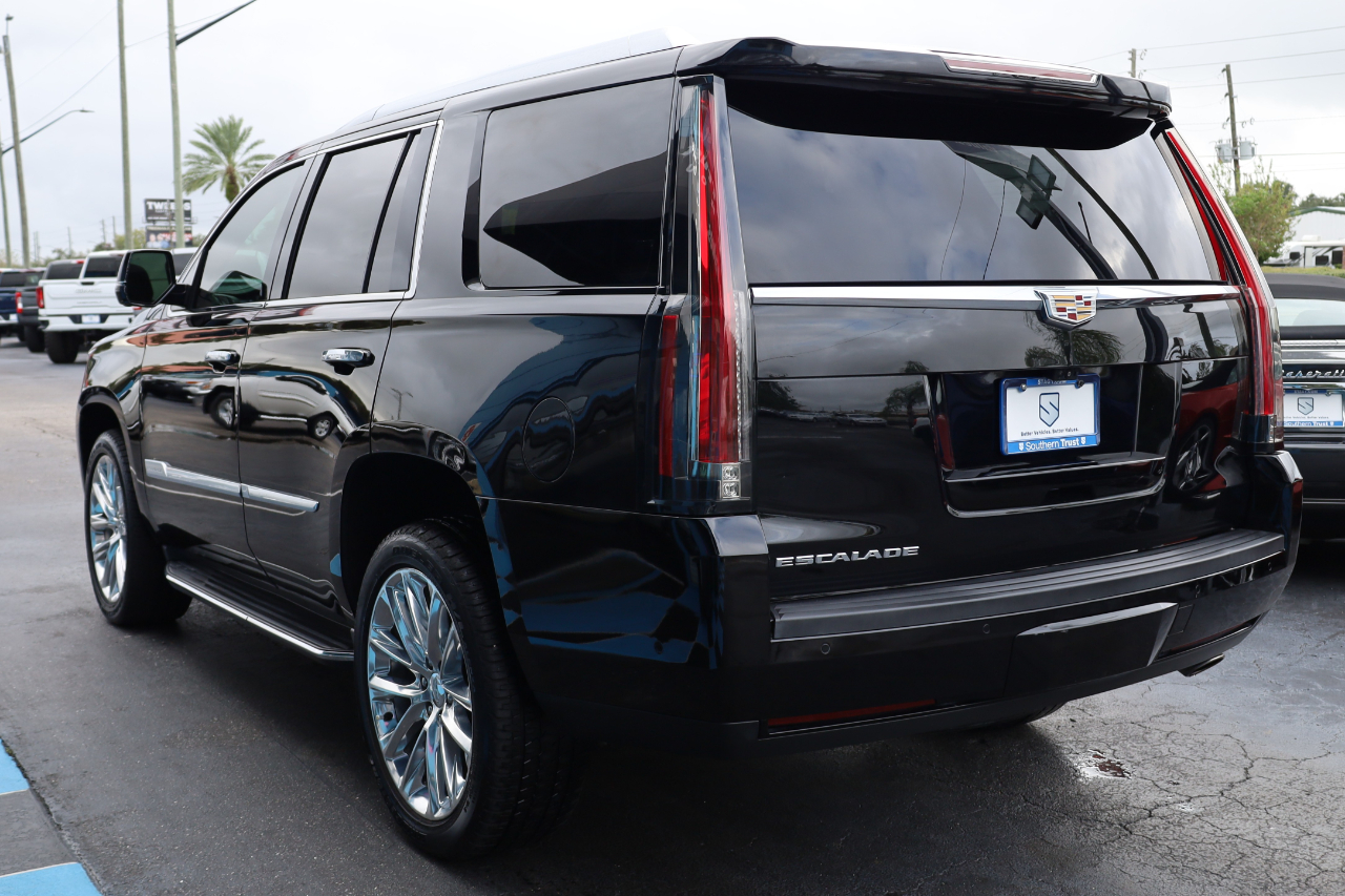 Cadillac Escalade 2WD 4dr Luxury 2019 Cadillac Escalade 2WD 4dr Luxury 2019