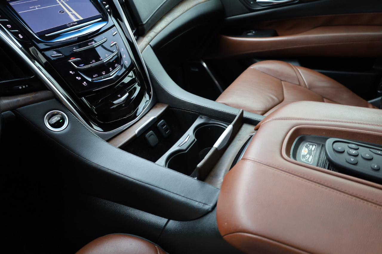 Cadillac Escalade 2WD 4dr Luxury 2019 Cadillac Escalade 2WD 4dr Luxury 2019