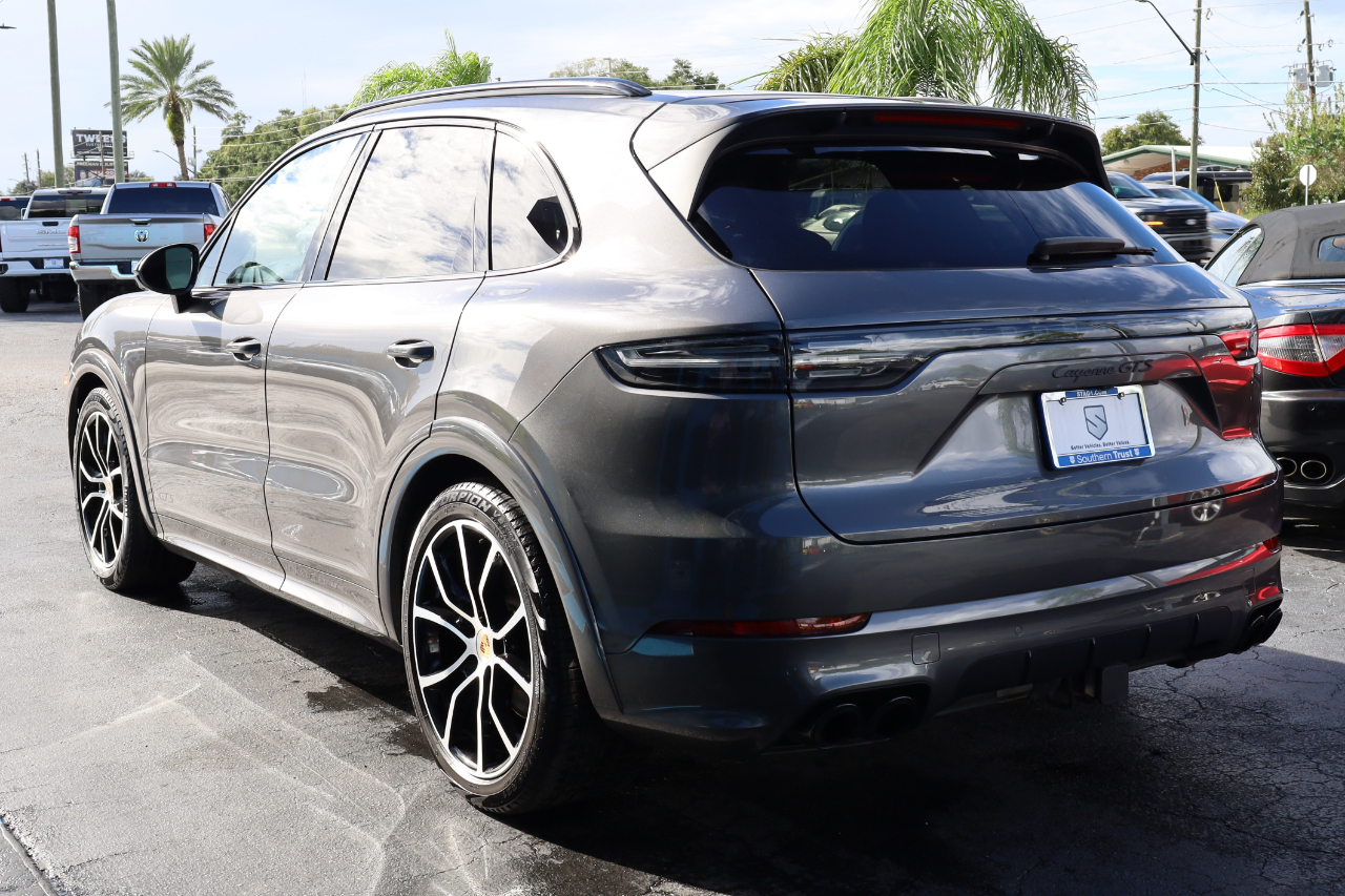Porsche Cayenne GTS AWD 2022