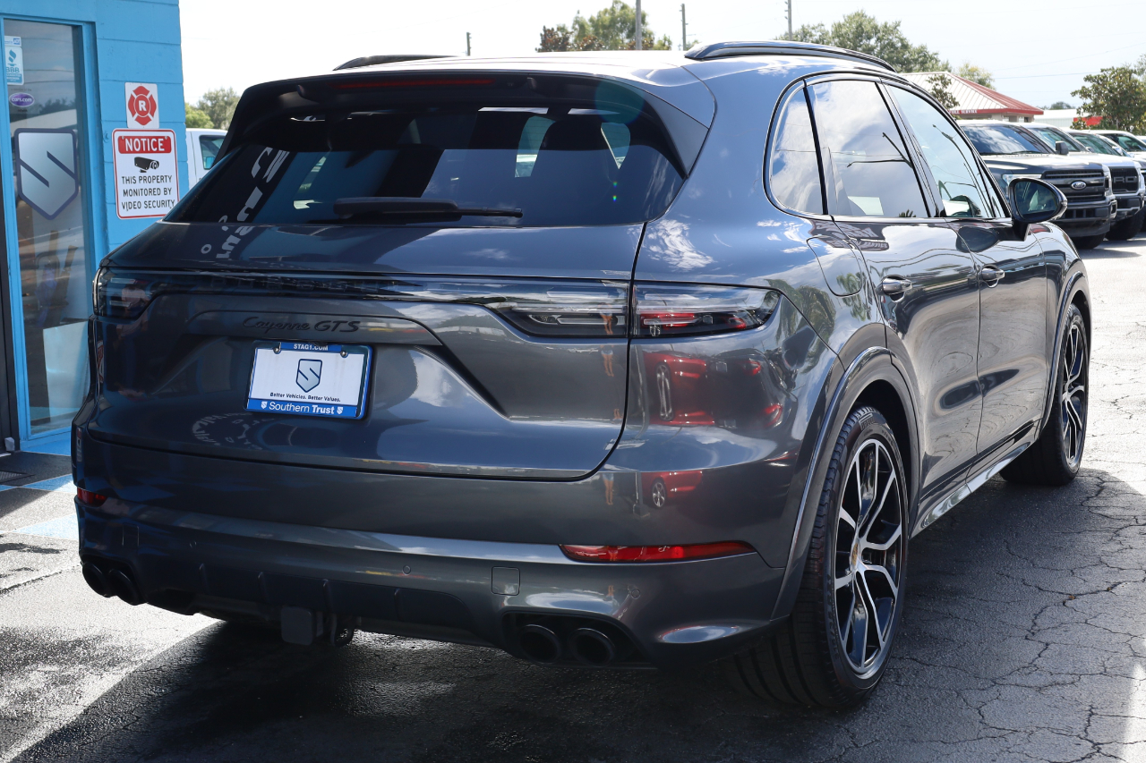 Porsche Cayenne GTS AWD 2022