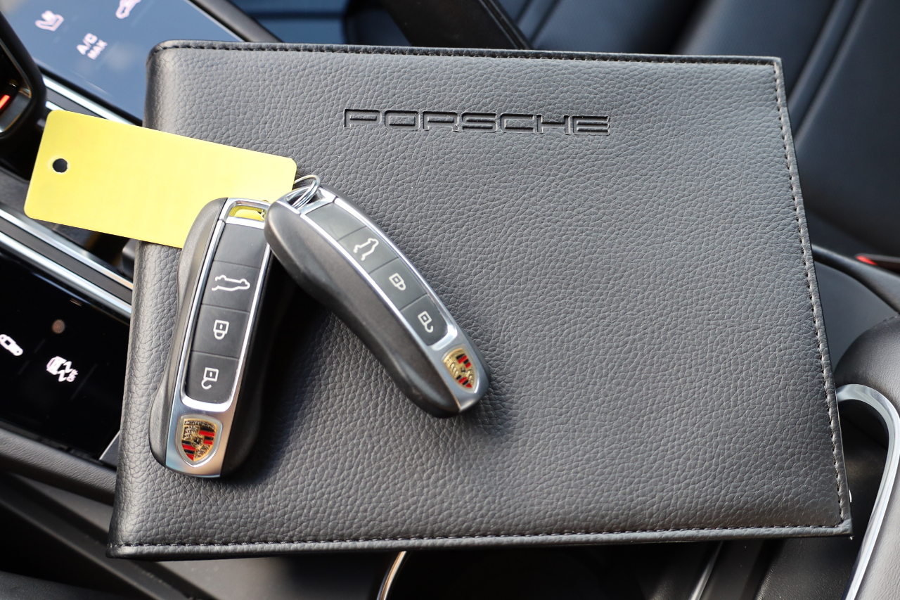 Porsche Cayenne GTS AWD 2022