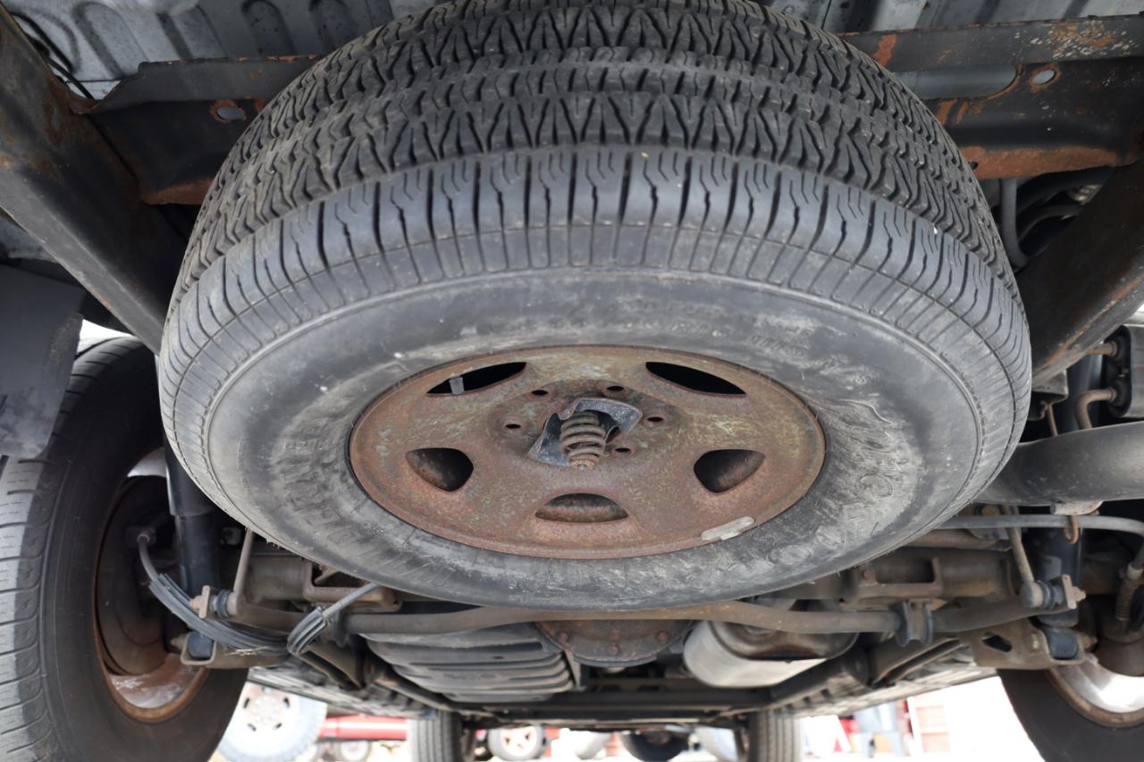 Chevrolet Suburban 4dr 1500 LT 2004