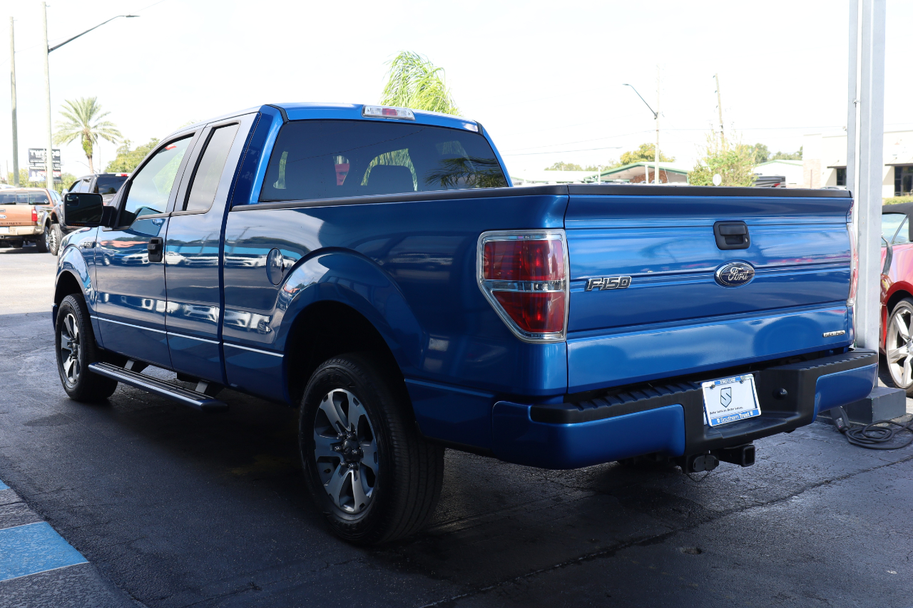 Ford F-150 2WD SuperCab 145" XLT 2012 Ford F-150 2WD SuperCab 145" XLT 2012