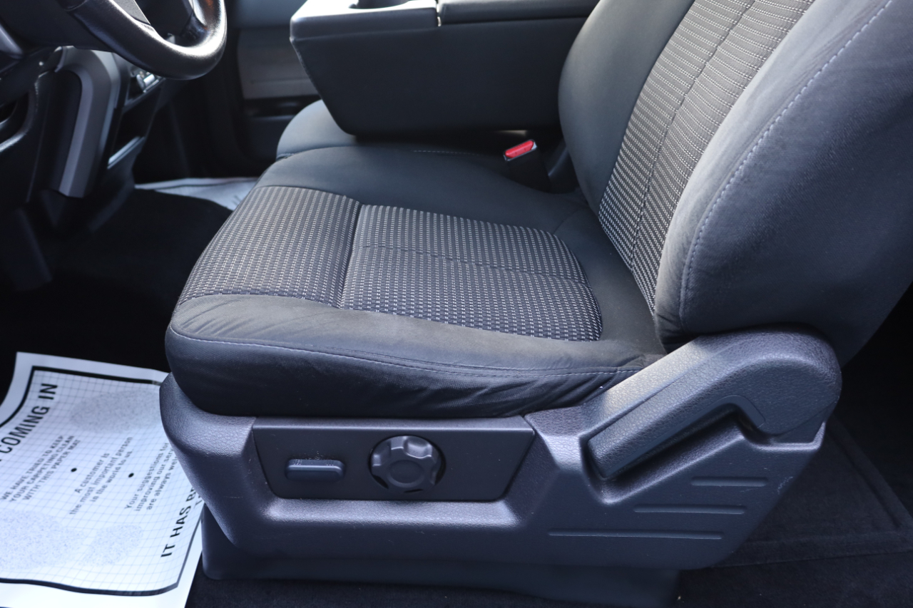 Ford F-150 2WD SuperCab 145" XLT 2012 Ford F-150 2WD SuperCab 145" XLT 2012