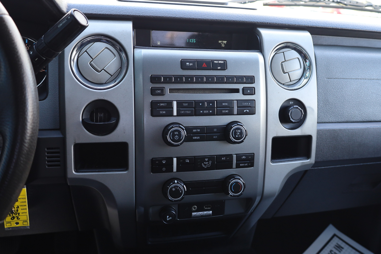 Ford F-150 2WD SuperCab 145" XLT 2012 Ford F-150 2WD SuperCab 145" XLT 2012