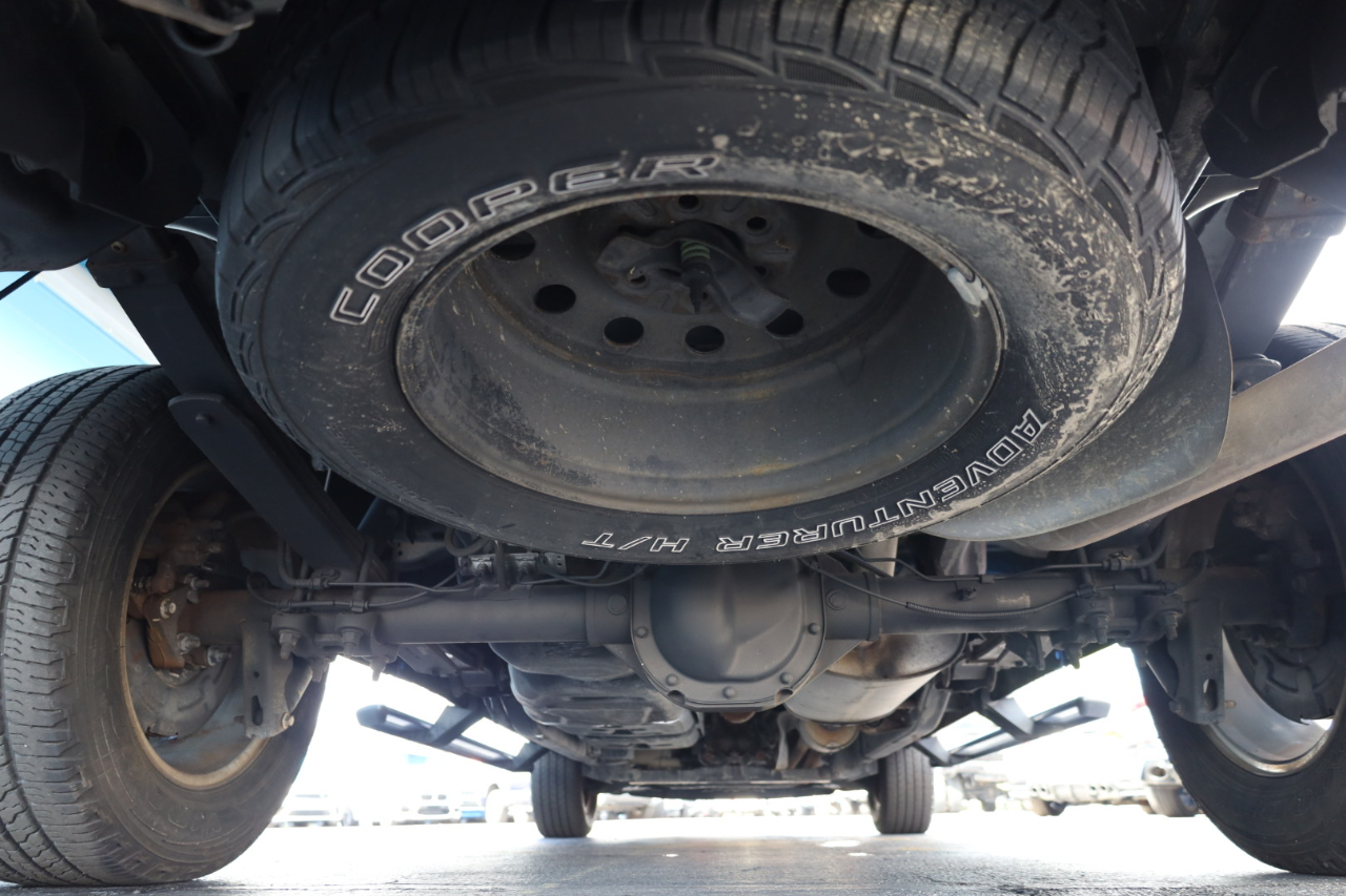 Ford F-150 2WD SuperCab 145" XLT 2012 Ford F-150 2WD SuperCab 145" XLT 2012