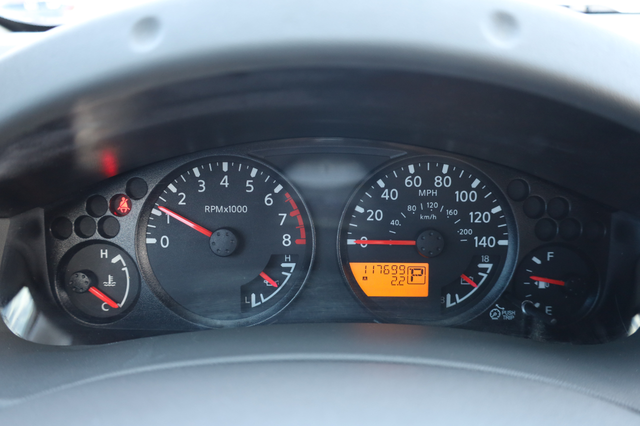 Nissan Frontier 2WD Crew Cab SWB Auto SV 2013 Nissan Frontier 2WD Crew Cab SWB Auto SV 2013