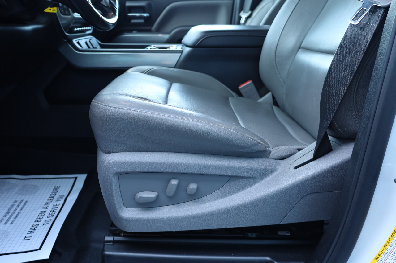 Chevrolet Silverado 2500HD 4WD Crew Cab 153.7" LTZ 2018 Chevrolet Silverado 2500HD 4WD Crew Cab 153.7" LTZ 2018