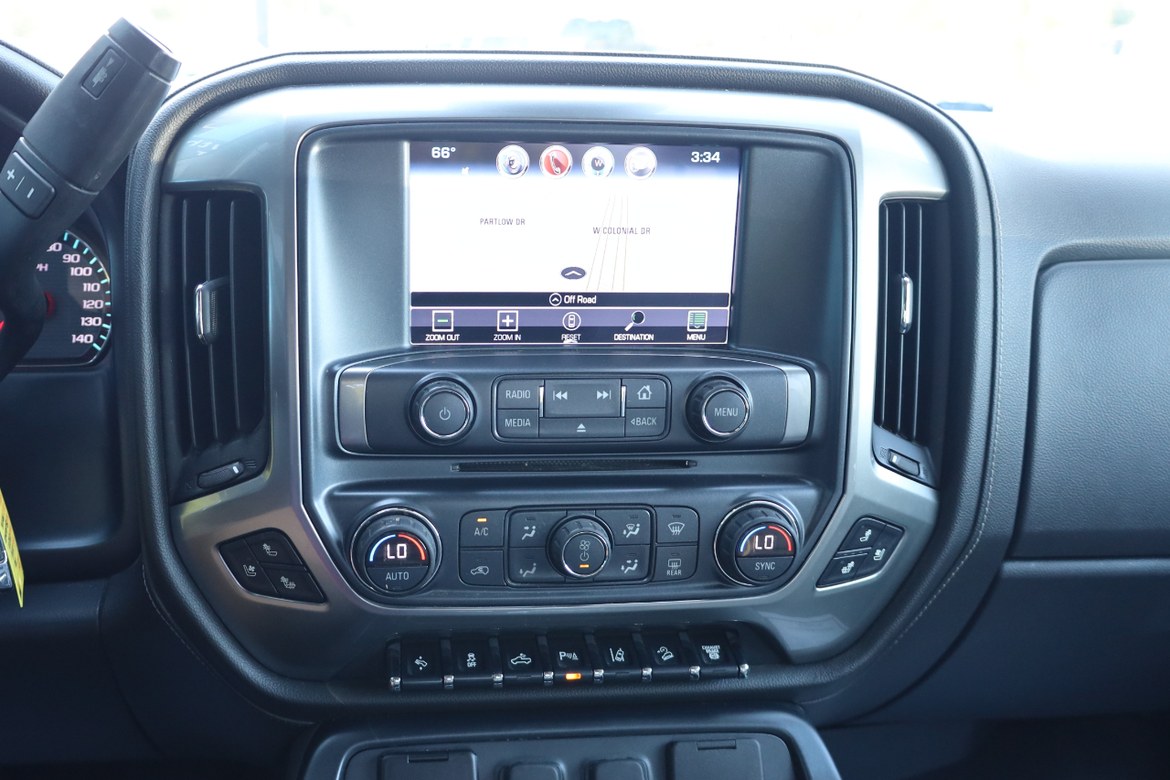 Chevrolet Silverado 2500HD 4WD Crew Cab 153.7" LTZ 2018 Chevrolet Silverado 2500HD 4WD Crew Cab 153.7" LTZ 2018