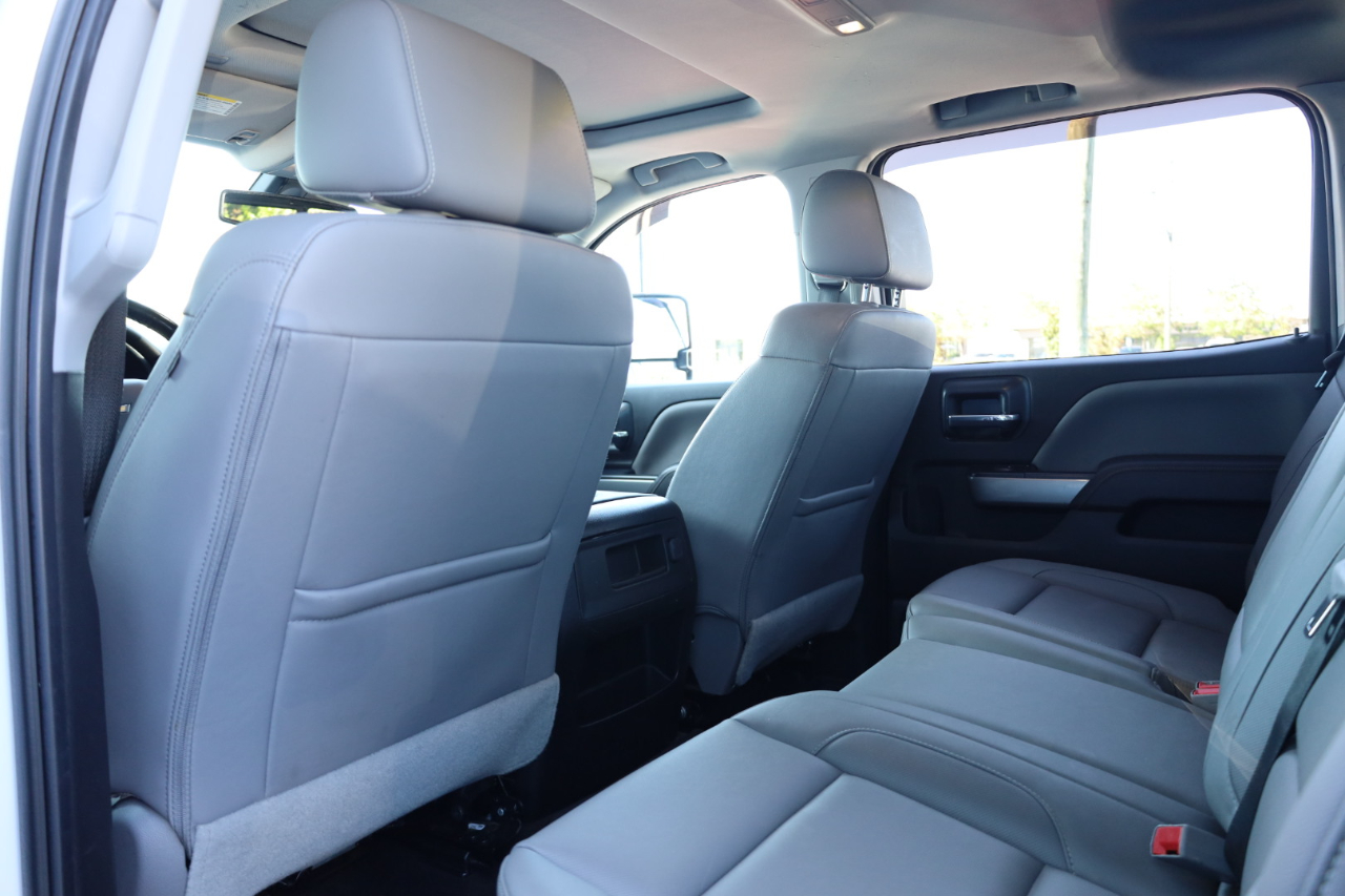 Chevrolet Silverado 2500HD 4WD Crew Cab 153.7" LTZ 2018 Chevrolet Silverado 2500HD 4WD Crew Cab 153.7" LTZ 2018