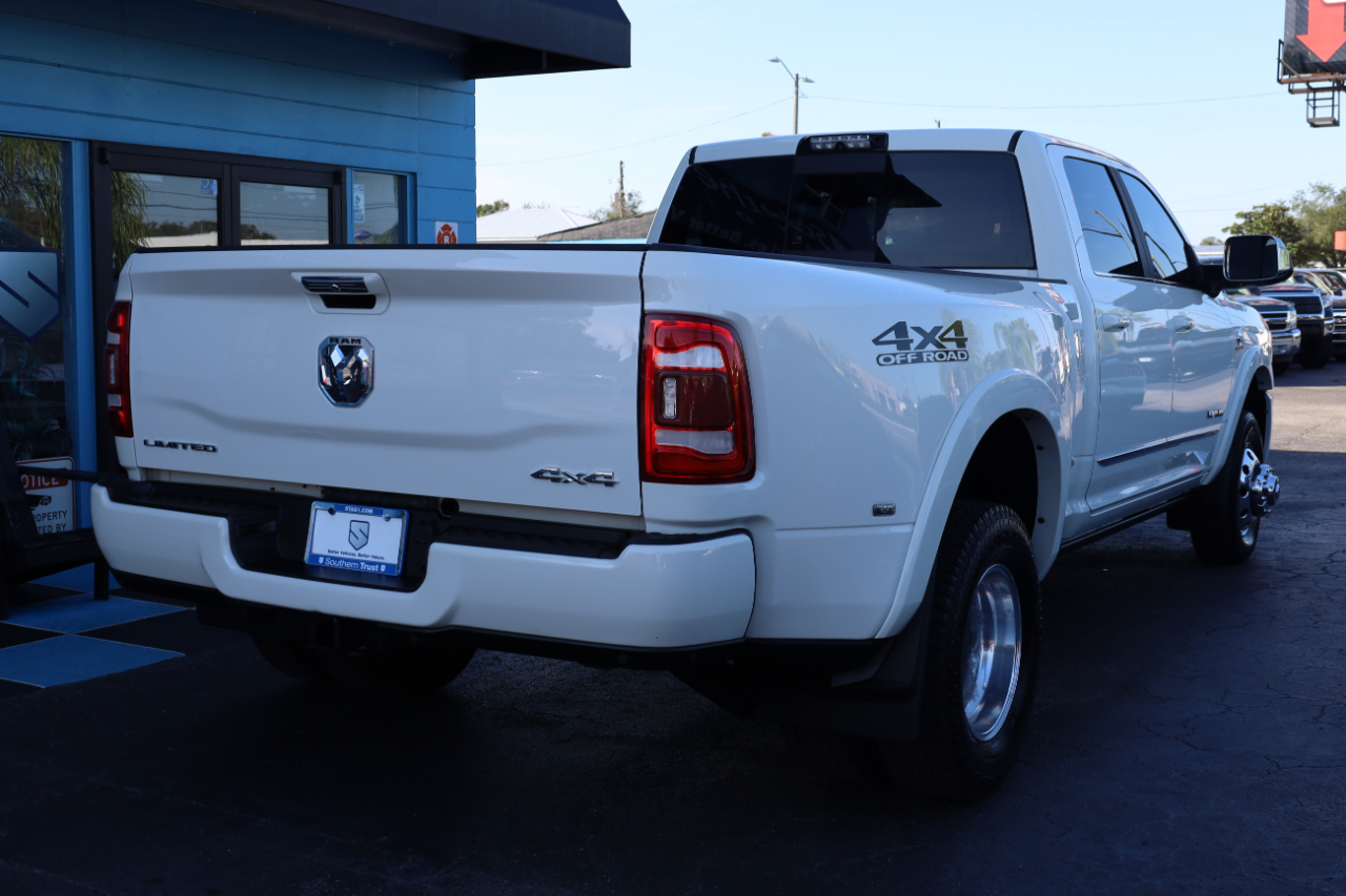 RAM 3500 Limited 4x4 Crew Cab 8' Box 2019