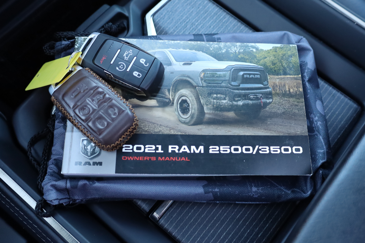 RAM 3500 Limited 4x4 Crew Cab 8' Box 2019