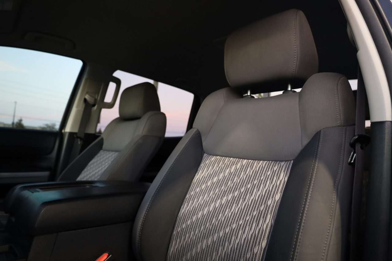 Toyota Tundra 4WD SR5 CrewMax 5.5' Bed 5.7L FFV (Natl) 2019