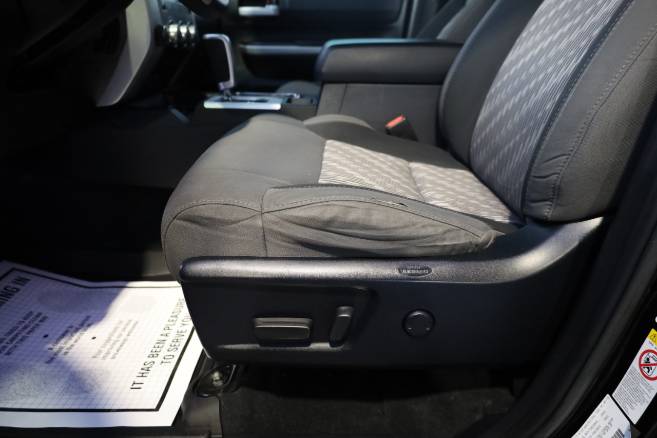 Toyota Tundra 4WD SR5 CrewMax 5.5' Bed 5.7L FFV (Natl) 2019