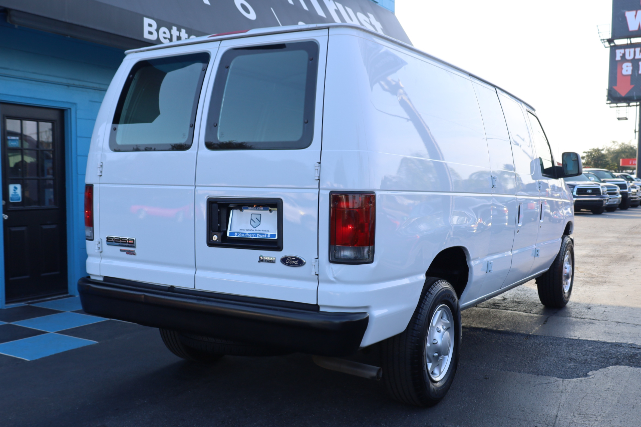 Ford Econoline Cargo Van E-250 Recreational 2012