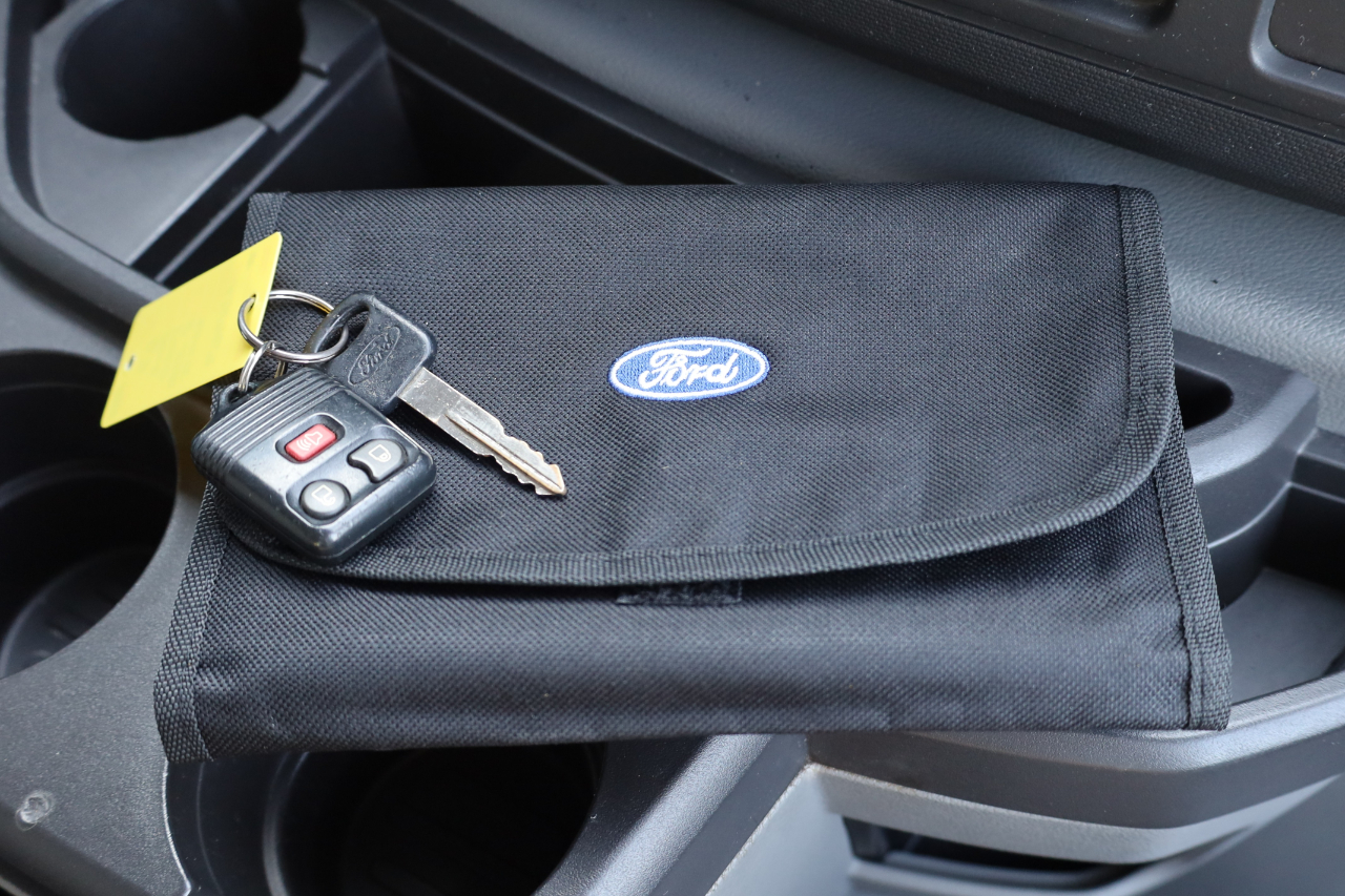 Ford Econoline Cargo Van E-250 Recreational 2012